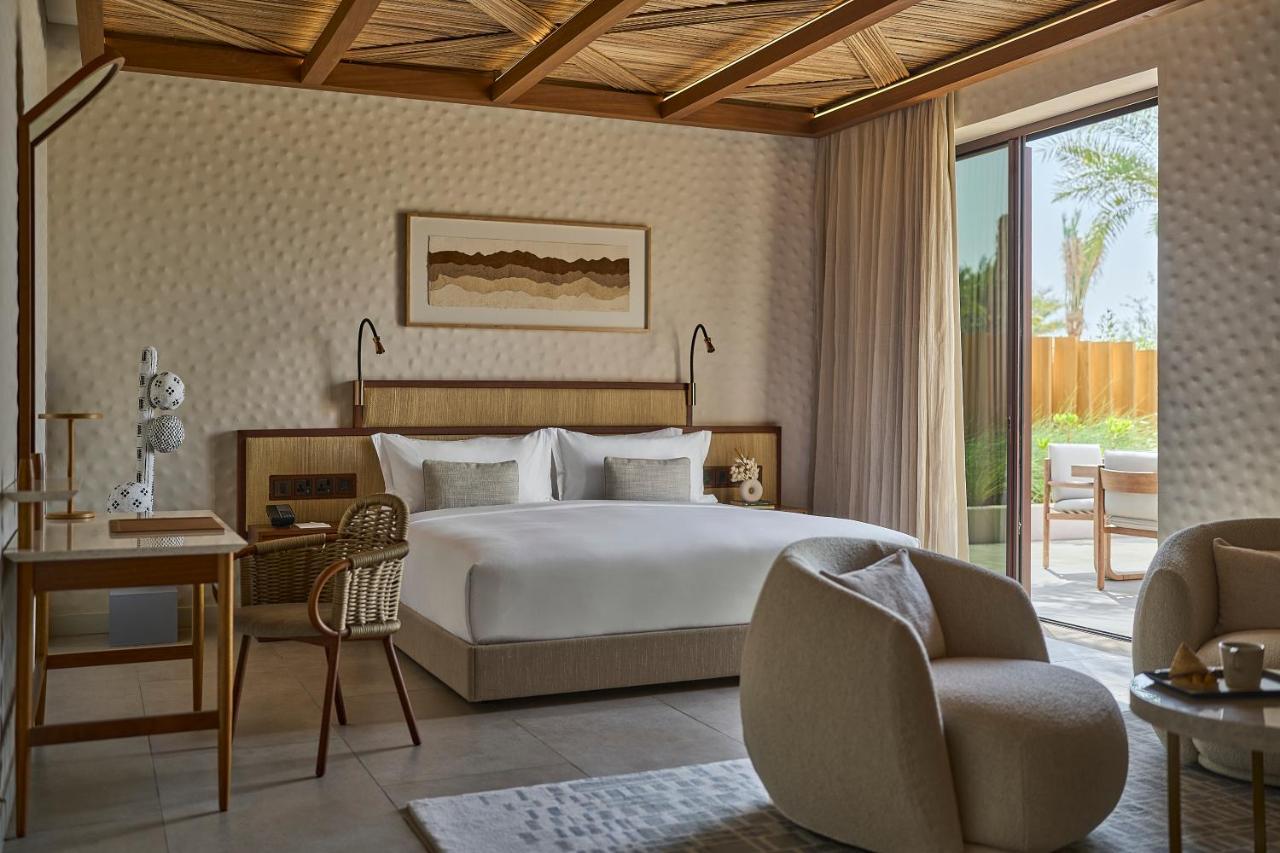 Erth Abu Dhabi Hotel Экстерьер фото