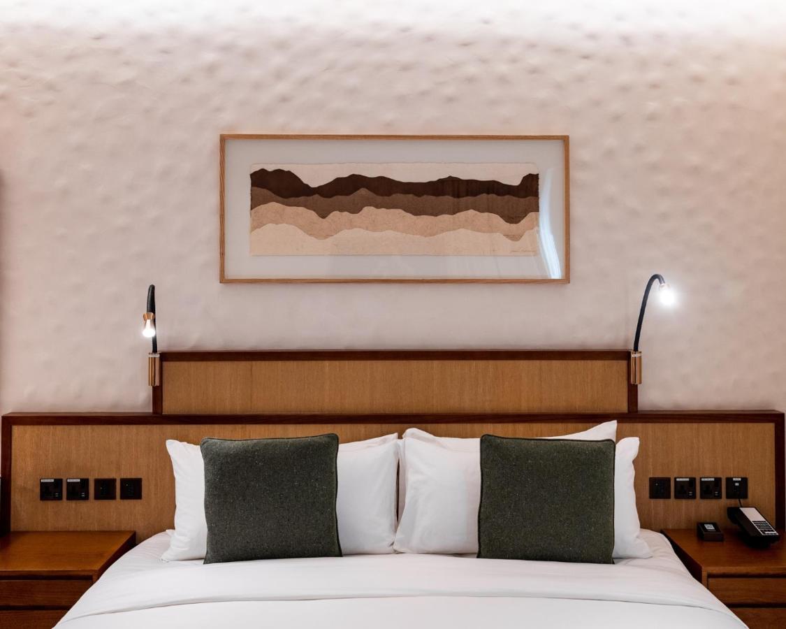 Erth Abu Dhabi Hotel Экстерьер фото