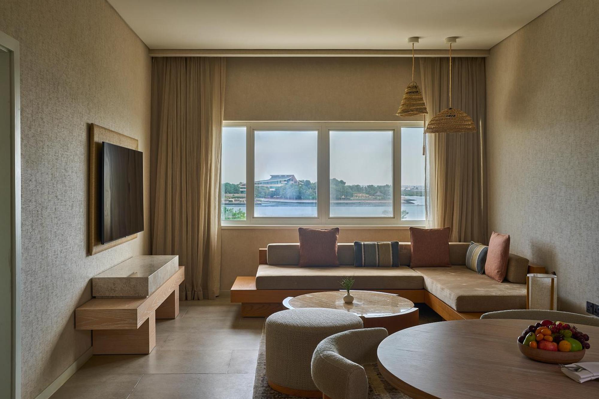 Erth Abu Dhabi Hotel Экстерьер фото
