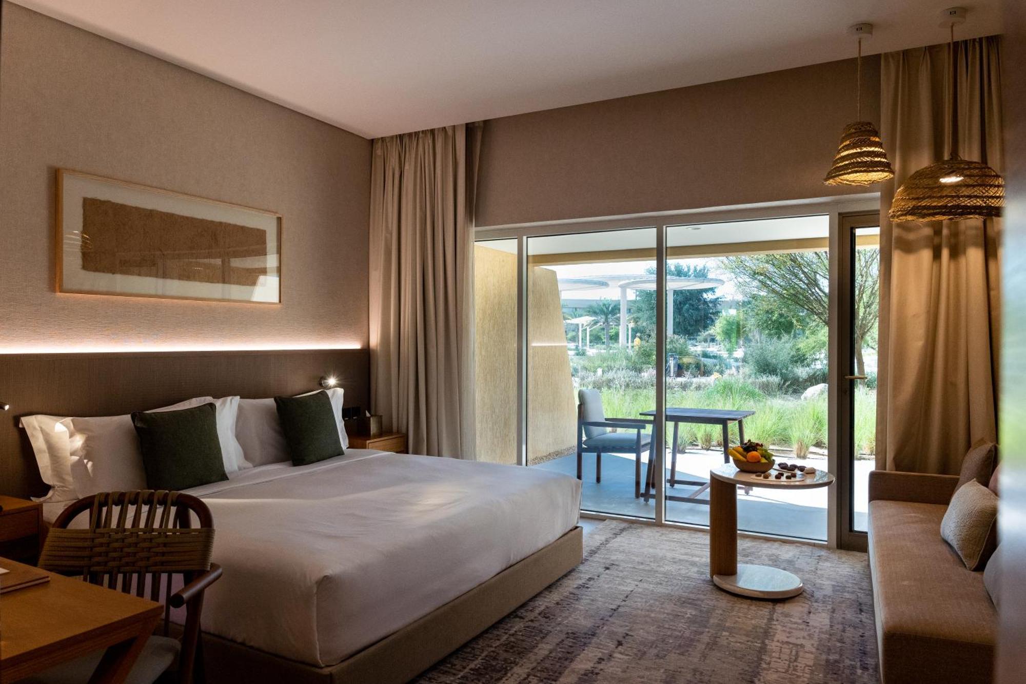 Erth Abu Dhabi Hotel Экстерьер фото